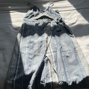 Express dress w/ cutout